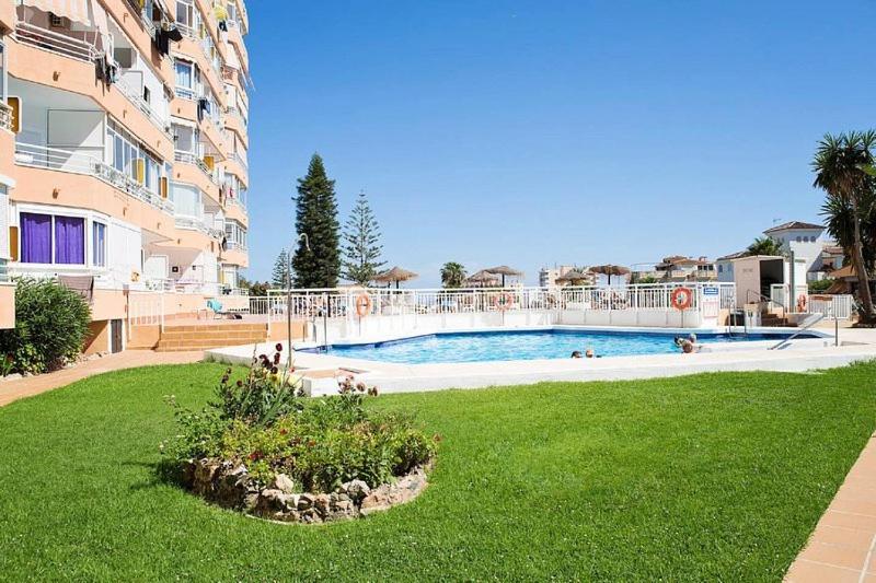 Appartement Studio With Sea Views In Torremolinos Extérieur photo
