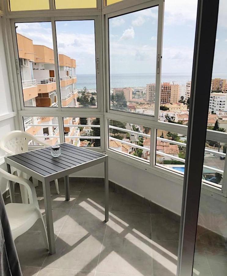Appartement Studio With Sea Views In Torremolinos Extérieur photo